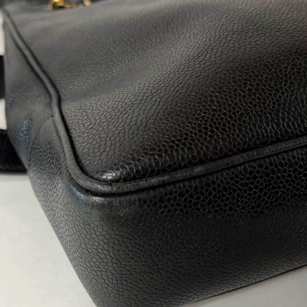 🔥💯CHANEL black caviar shopper - Picture 5 of 7